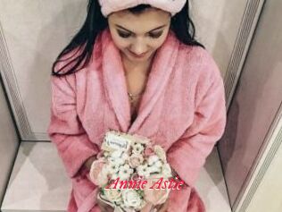 Annie_Astie