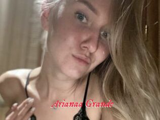 Arianaa_Grande