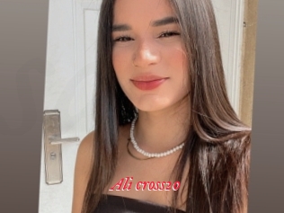 Ali_cross20