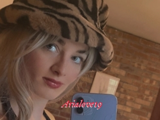 Arialove19