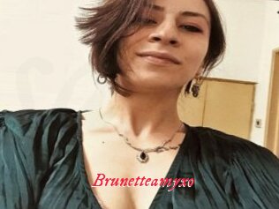 Brunetteamyxo