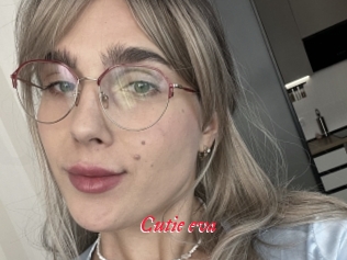 Cutie_eva