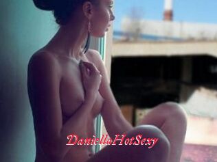 DaniellaHotSexy