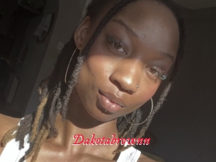 Dakotabrownn
