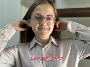Earthafootman