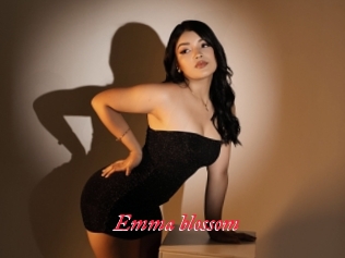 Emma_blossom