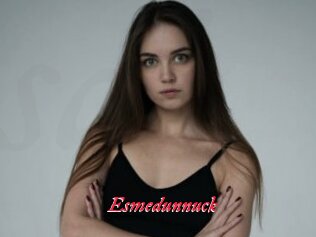 Esmedunnuck