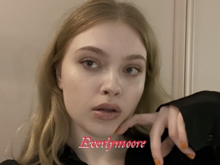 Everlymoore
