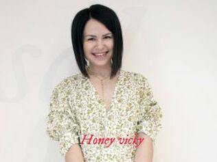 Honey_vicky