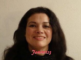 Janine123