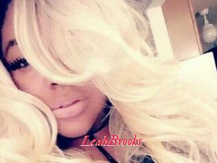 Leah_Brooks