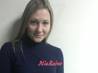 Mia_Raine