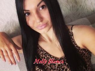 Molly_Blanca
