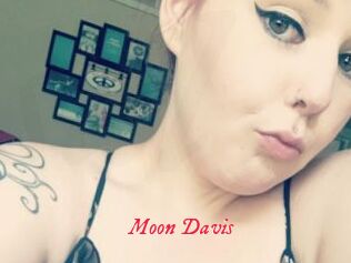 Moon_Davis