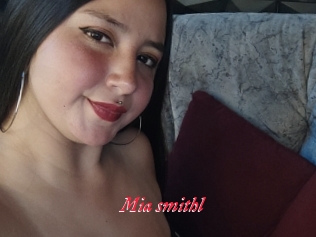 Mia_smithl
