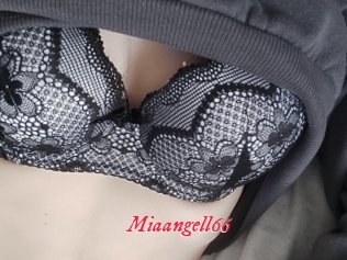 Miaangell66