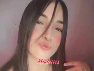Miahott22