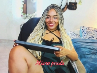 Miaw_prada