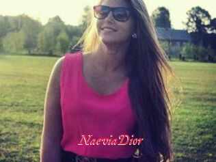 NaeviaDior