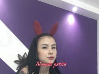 Nanda_petite