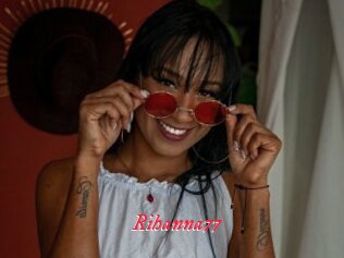Rihanna77