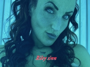 Riley_sinn