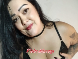Violet_delavega