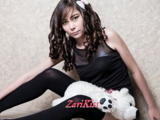 ZariKiss
